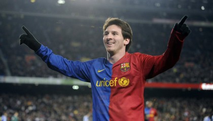 开云下载-西决生死战之夜，德布劳内数据全面爆炸，当数字成为史诗，足球化为数学