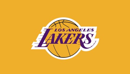 开云体育下载-F1新赛季揭幕战焦点战，当赛道火箭遭遇球场湖人，速度与荣耀的跨界交响