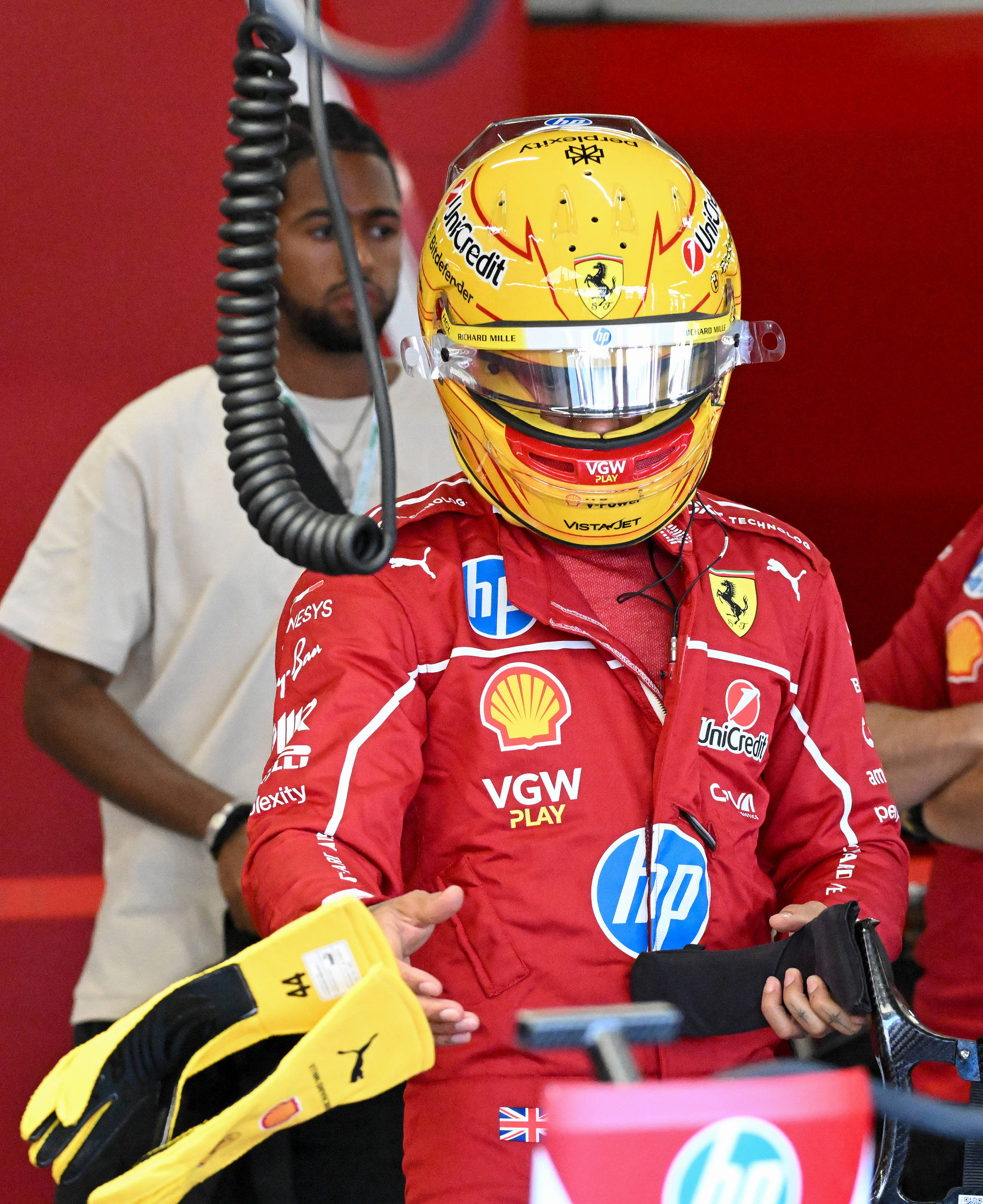 梅赛德斯逆转哈斯车队,佩雷兹点燃赛场 梅赛德斯逆转哈斯车队,佩雷兹点燃赛场