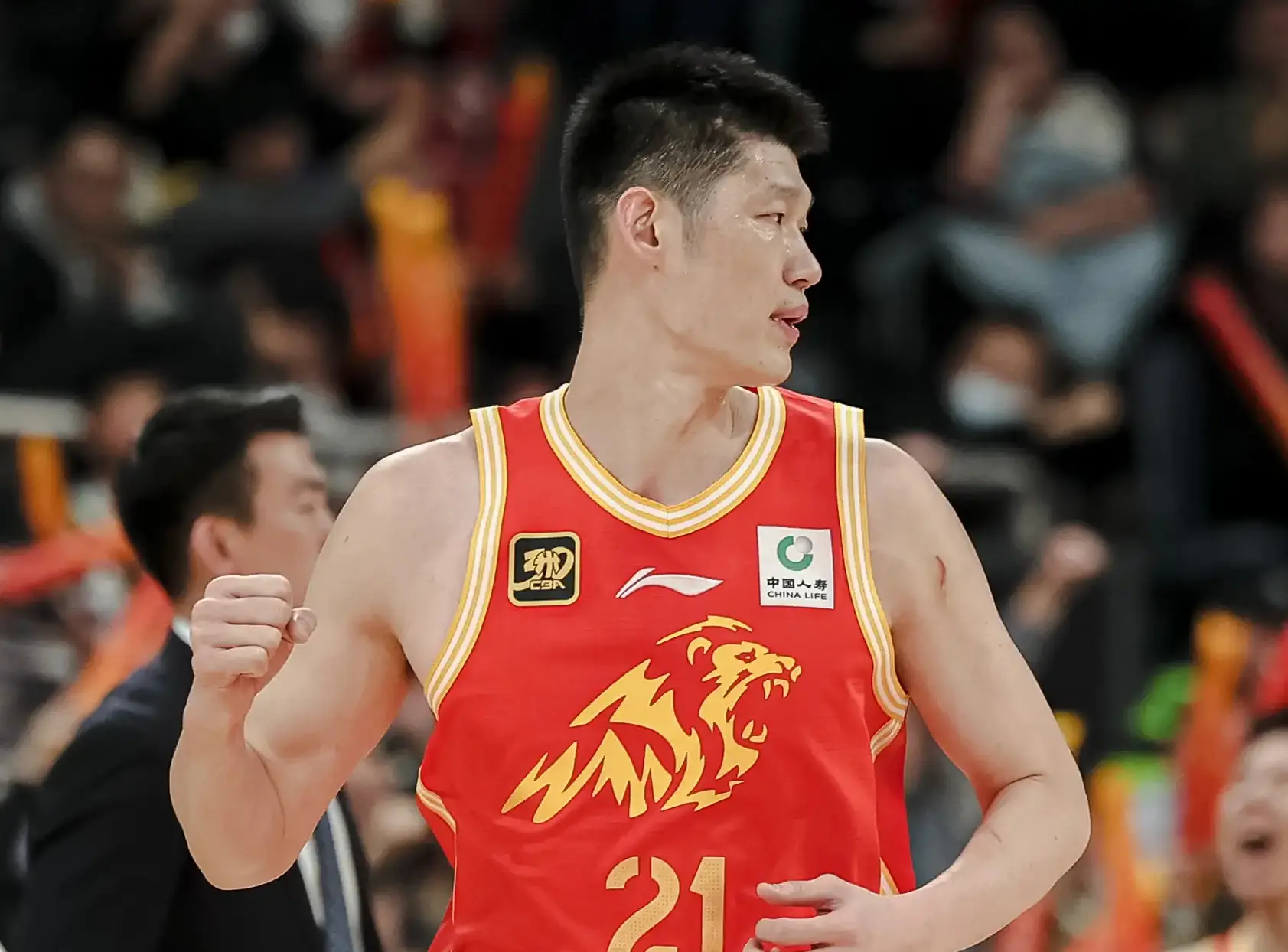 新疆队翻盘吉林队,赵继伟惊艳四座 新疆队翻盘吉林队,赵继伟惊艳四座