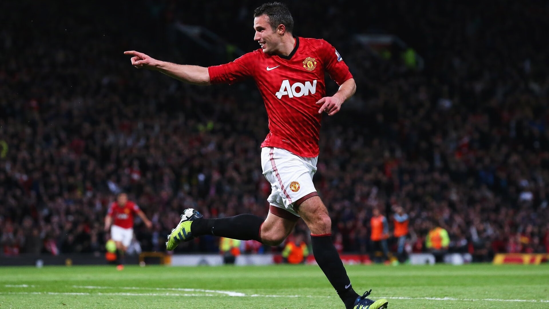 欧冠淘汰赛之夜,文班亚马扛起全队,当巨人成为脊梁