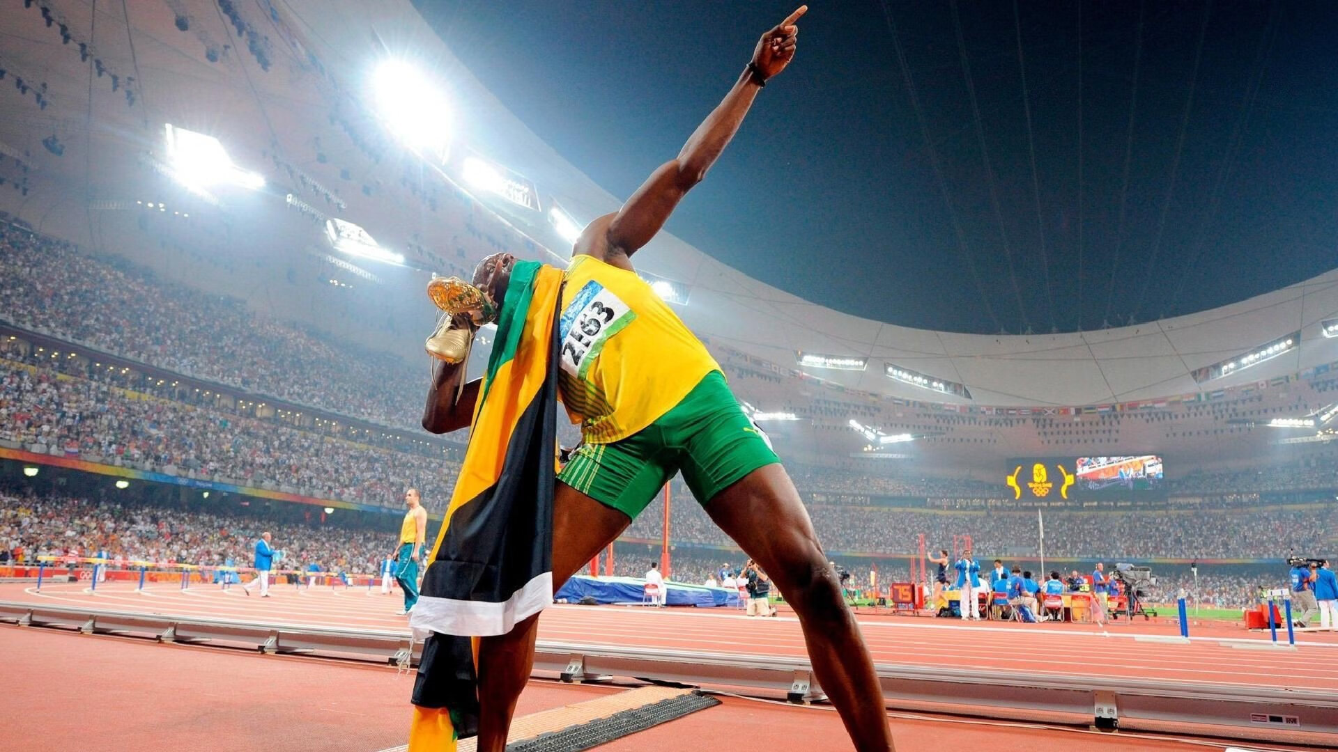 辽宁队连续得分压制老鹰，克莱用实力证明自己，当东方铁血遇上西方孤勇